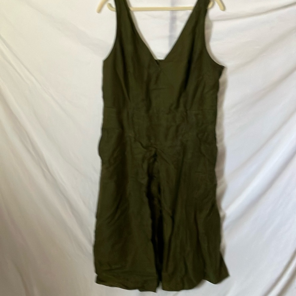 Banana Republic:Olive Green Smocked Overall Style Dress- Back zipper- pockets-16